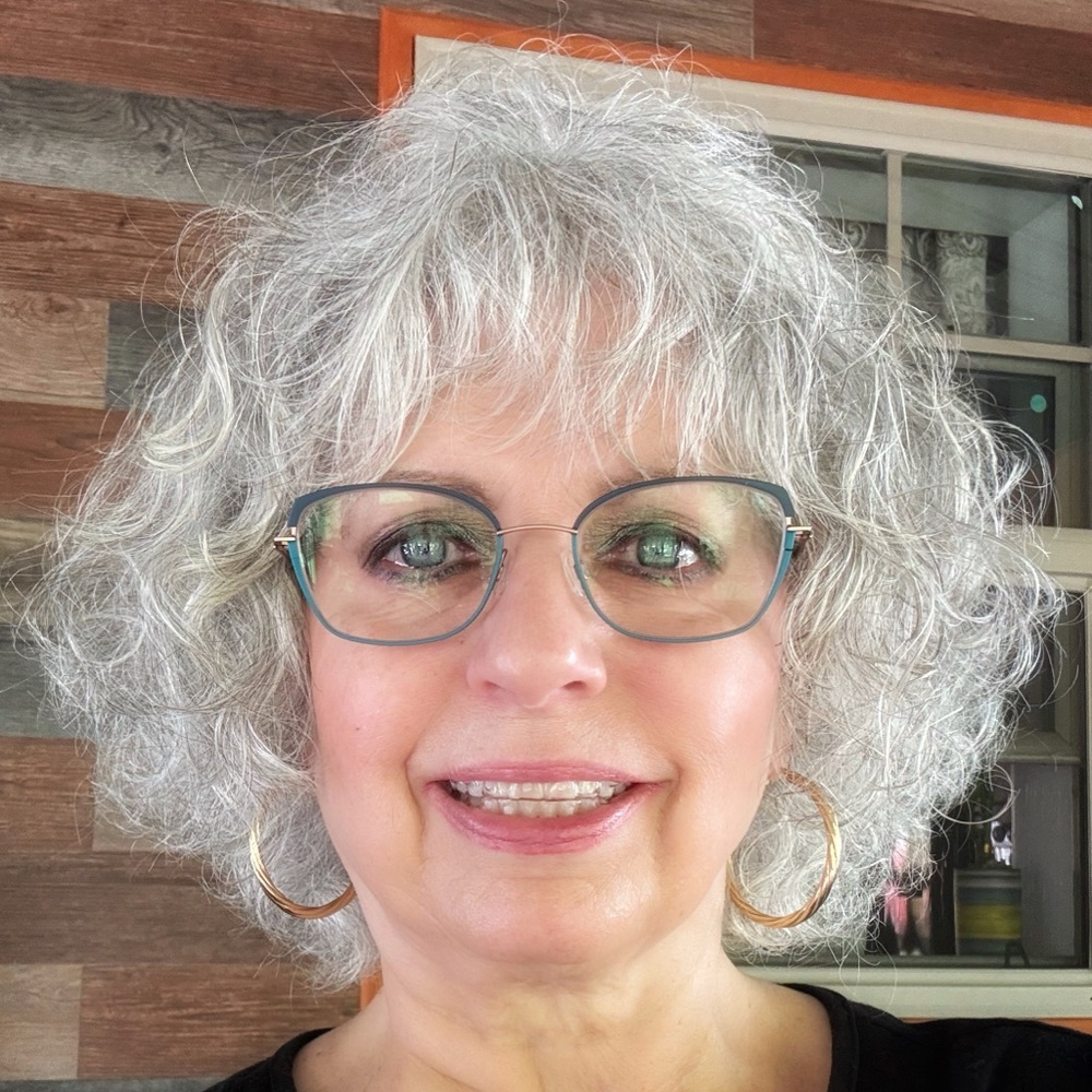 Meet your Posher, Heidi